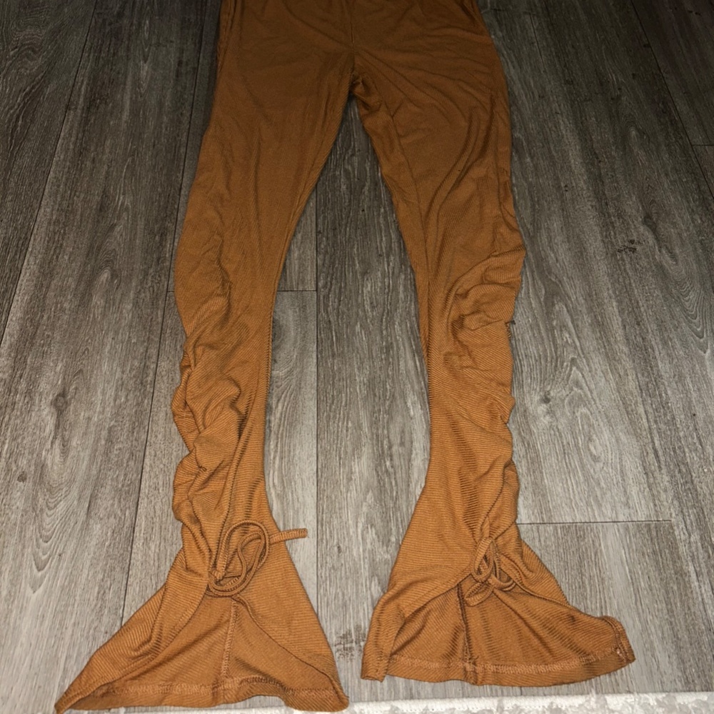 Stacked lounge pants